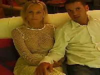 Cặp vợ chồng người Đức làm cho khiêu dâm trong ngày kỷ niệm ngày cưới của họ
