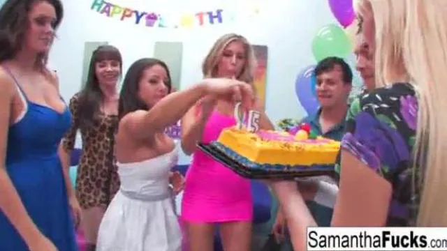 O orgie sălbatică la o petrecere aniversară