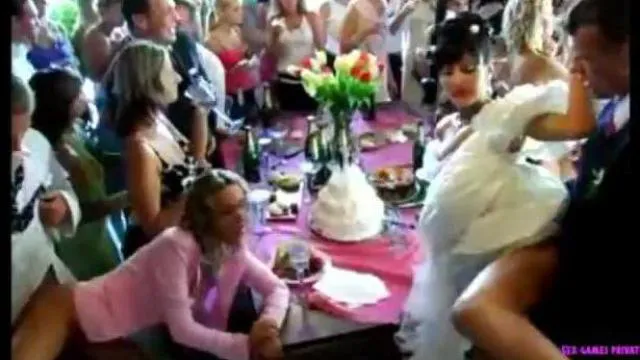 Eine tschechische Hochzeit in einer sexuellen Umgebung