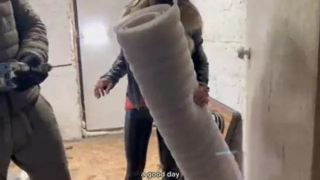 Step mom unexpected suck Step son construction worker